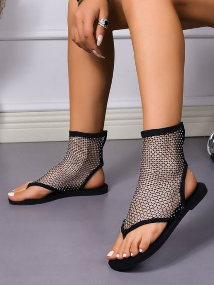 Sandales femmes plates d'été ornées de strass élégantes confortables coloris noir  - vue de profil